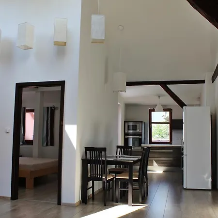 Attic With Parking, Near The Center Of Cb - 110m2 아파트 *